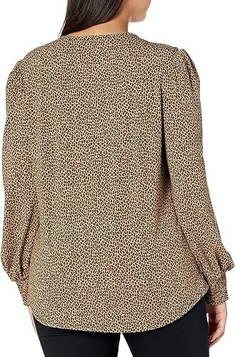 Amazon Essentials Women's Long-Sleeve Crewneck Smocked Cuff T-Shirt